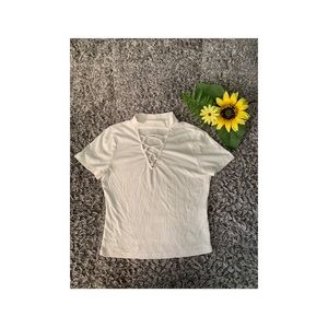 🌻 White Crop Top Size Medium